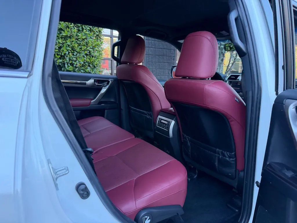 Lexus GX photo 39