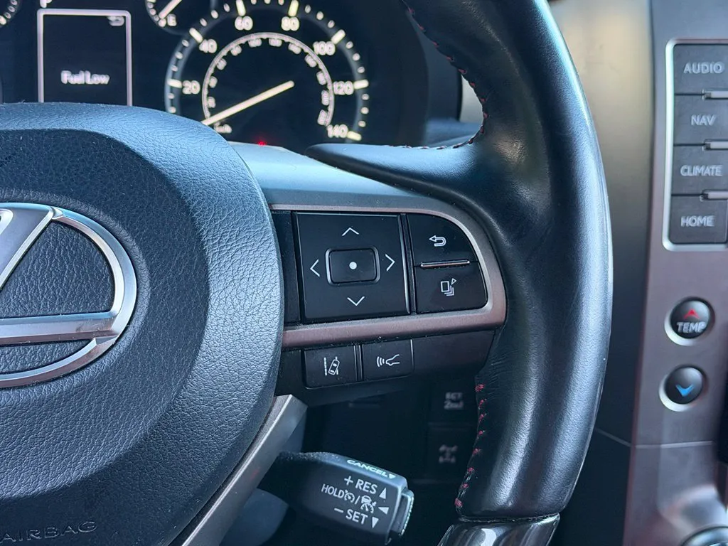 Lexus GX photo 46