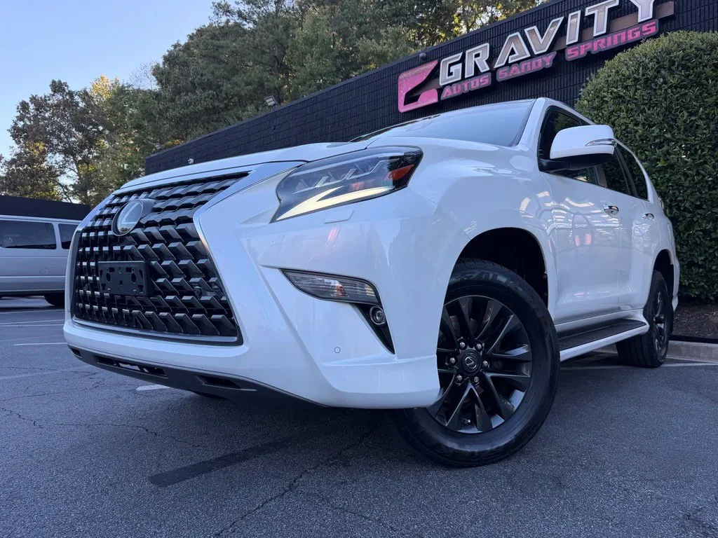 Lexus GX photo 2