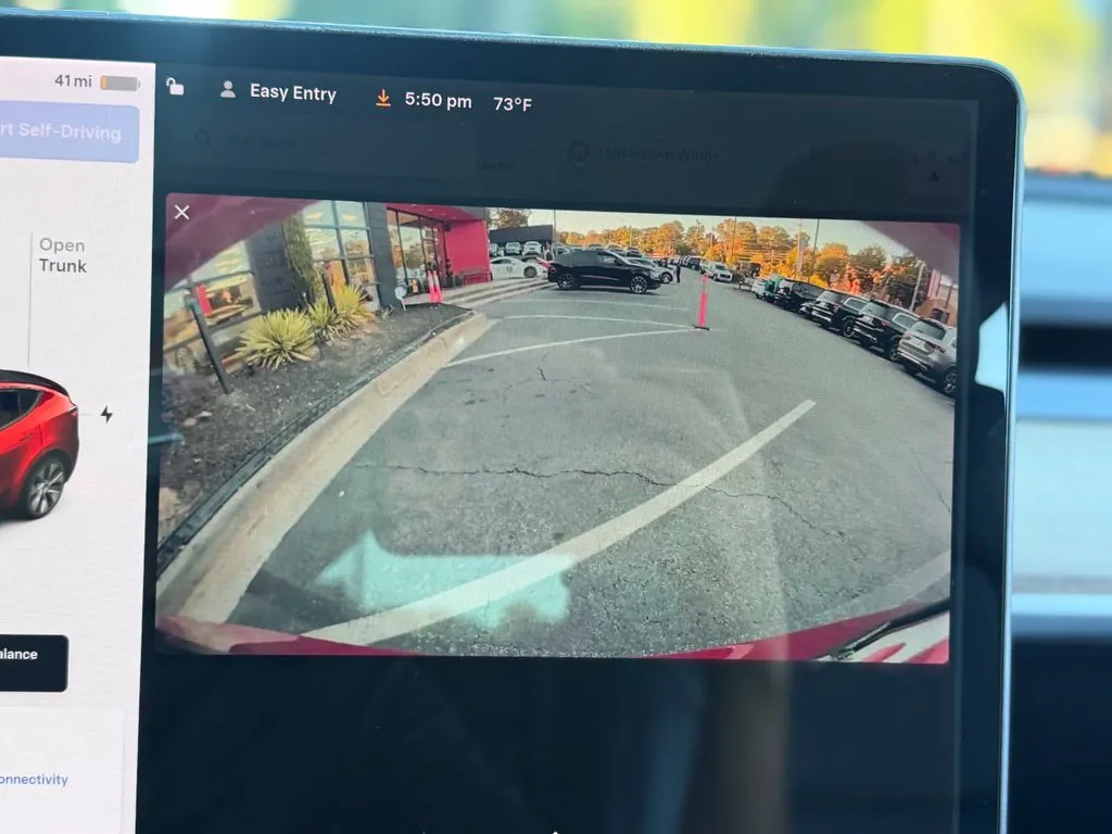 Tesla Model Y photo 51