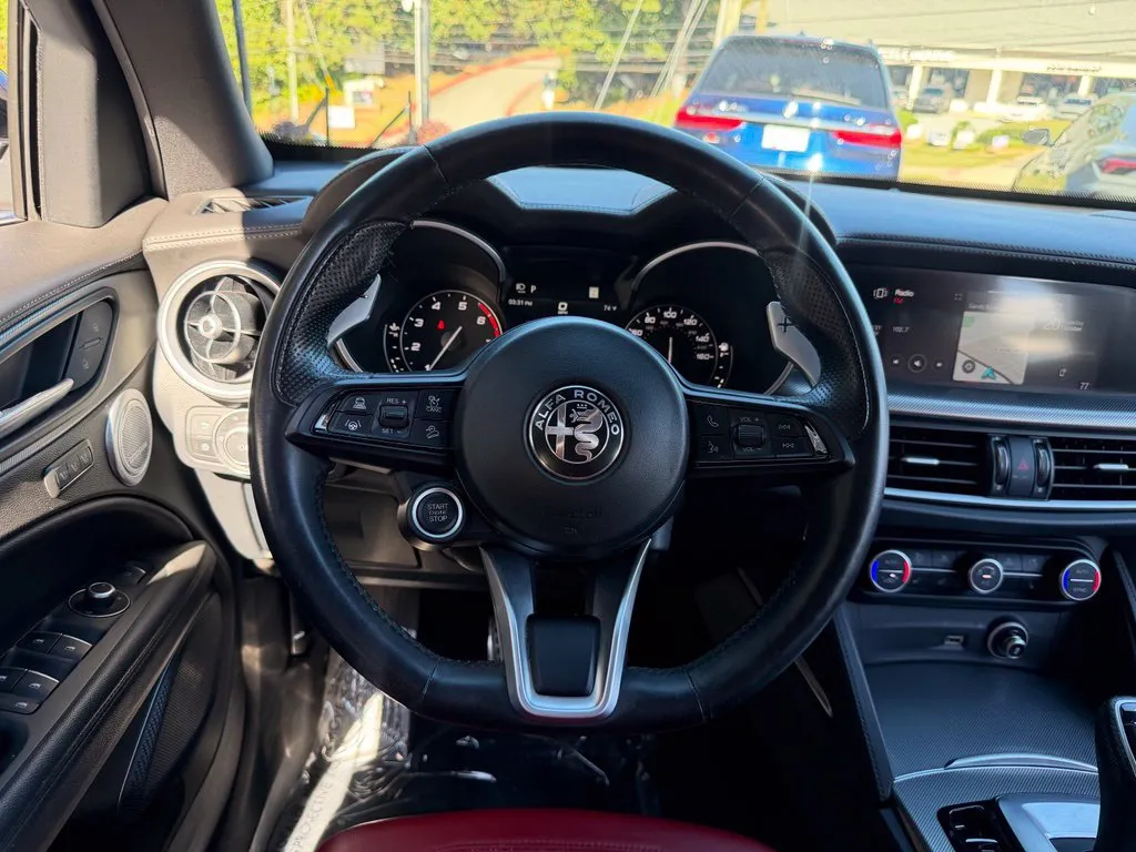 Alfa Romeo Stelvio photo 47