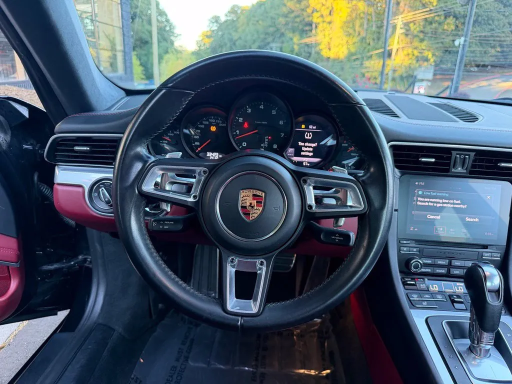 Porsche 911 photo 39