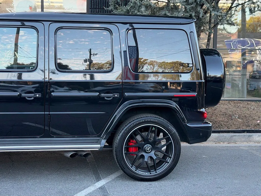 Mercedes-Benz G-Class photo 11