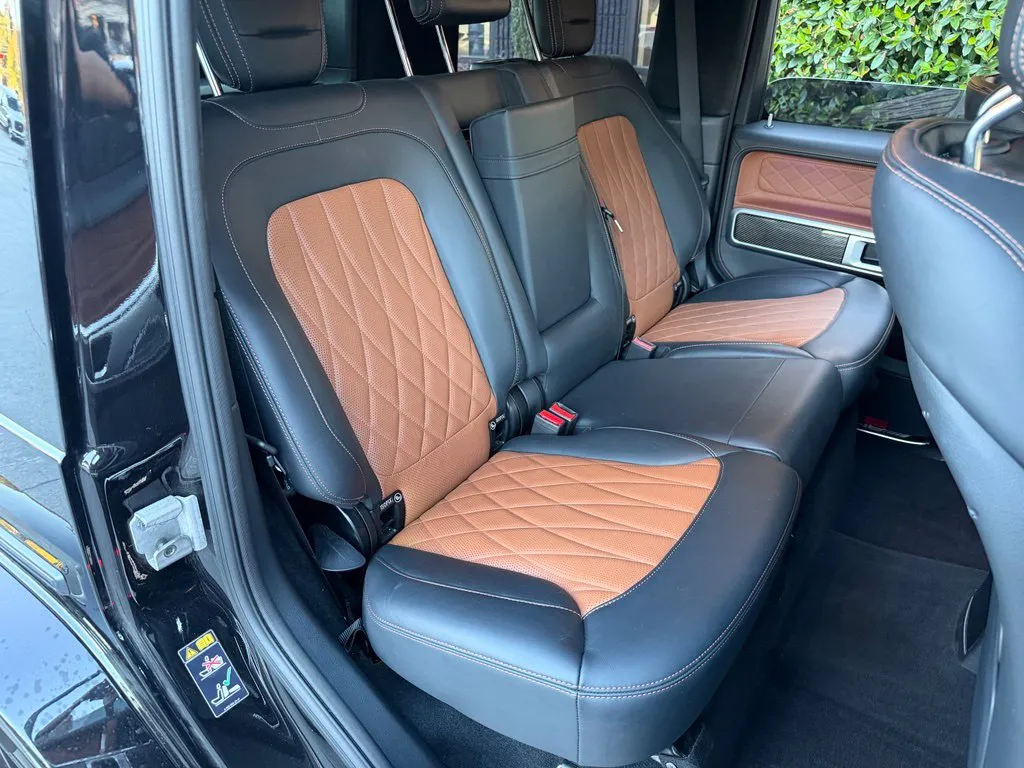 Mercedes-Benz G-Class photo 38