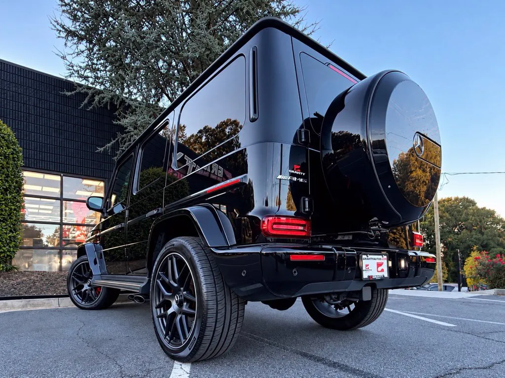 Mercedes-Benz G-Class photo 23
