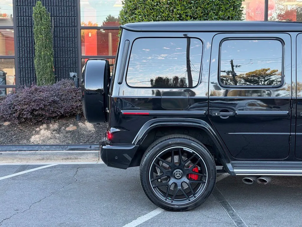 Mercedes-Benz G-Class photo 17