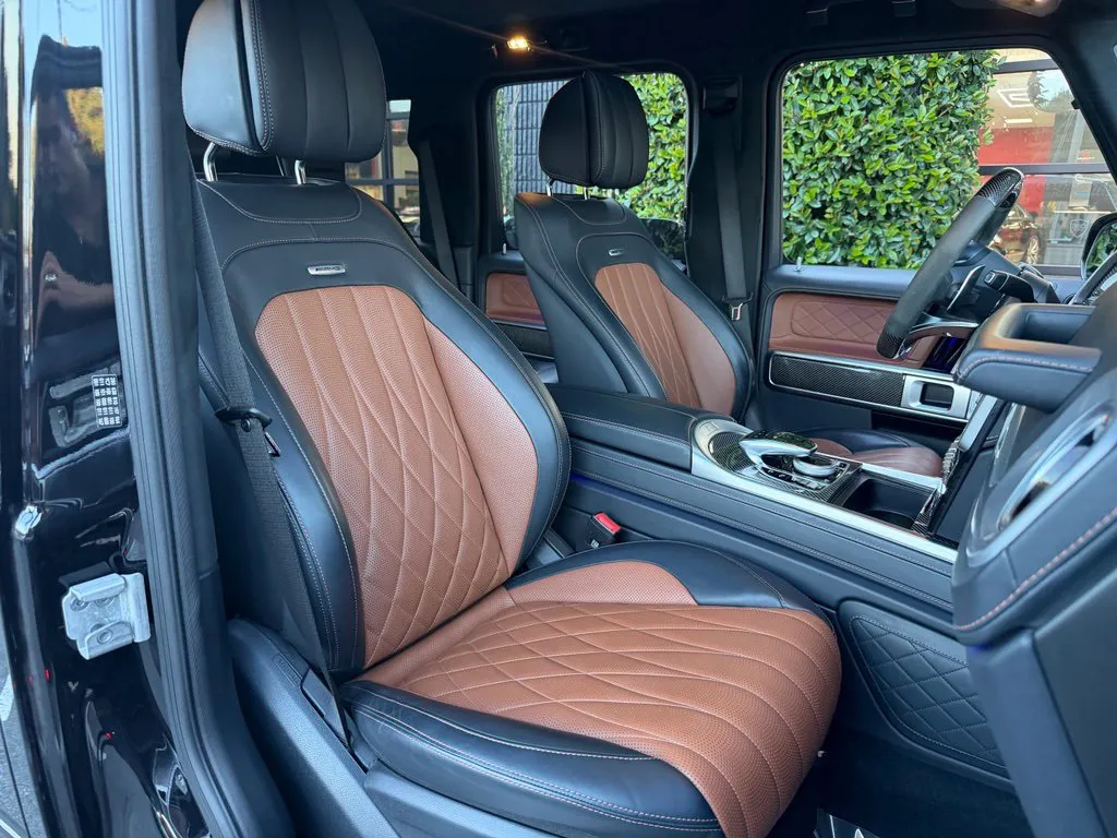 Mercedes-Benz G-Class photo 34