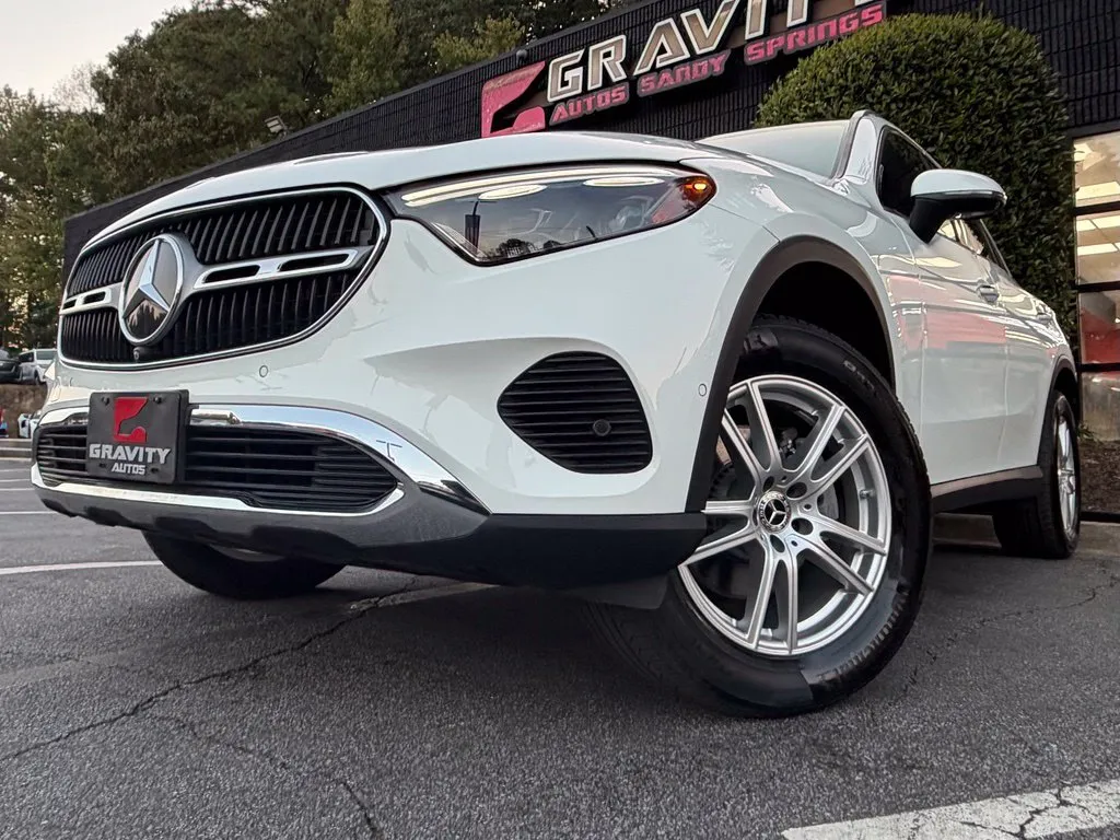 Mercedes-Benz GLC photo 2