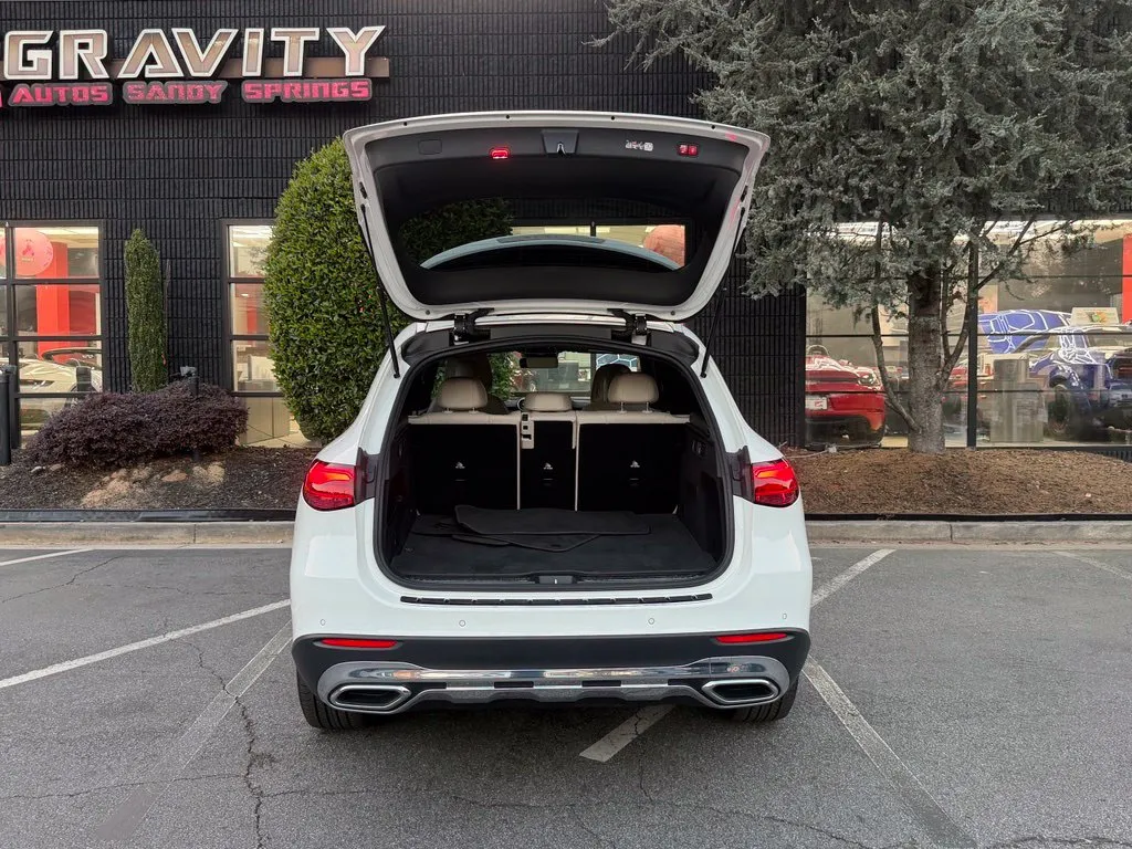 Mercedes-Benz GLC photo 17