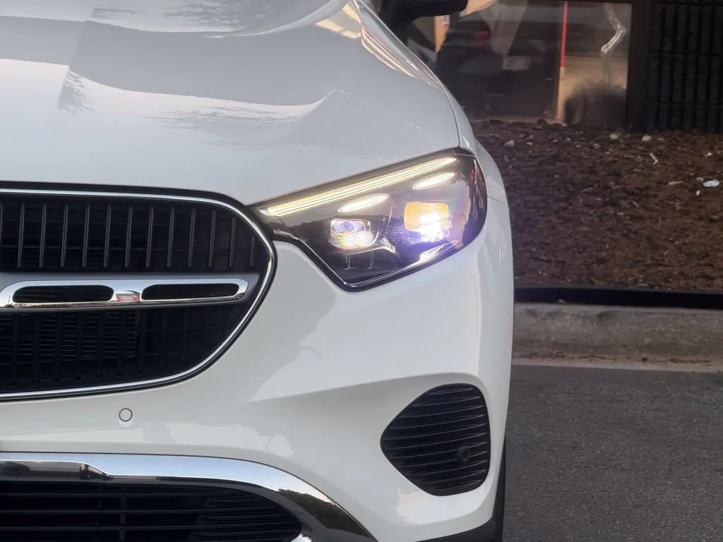 Mercedes-Benz GLC photo 5