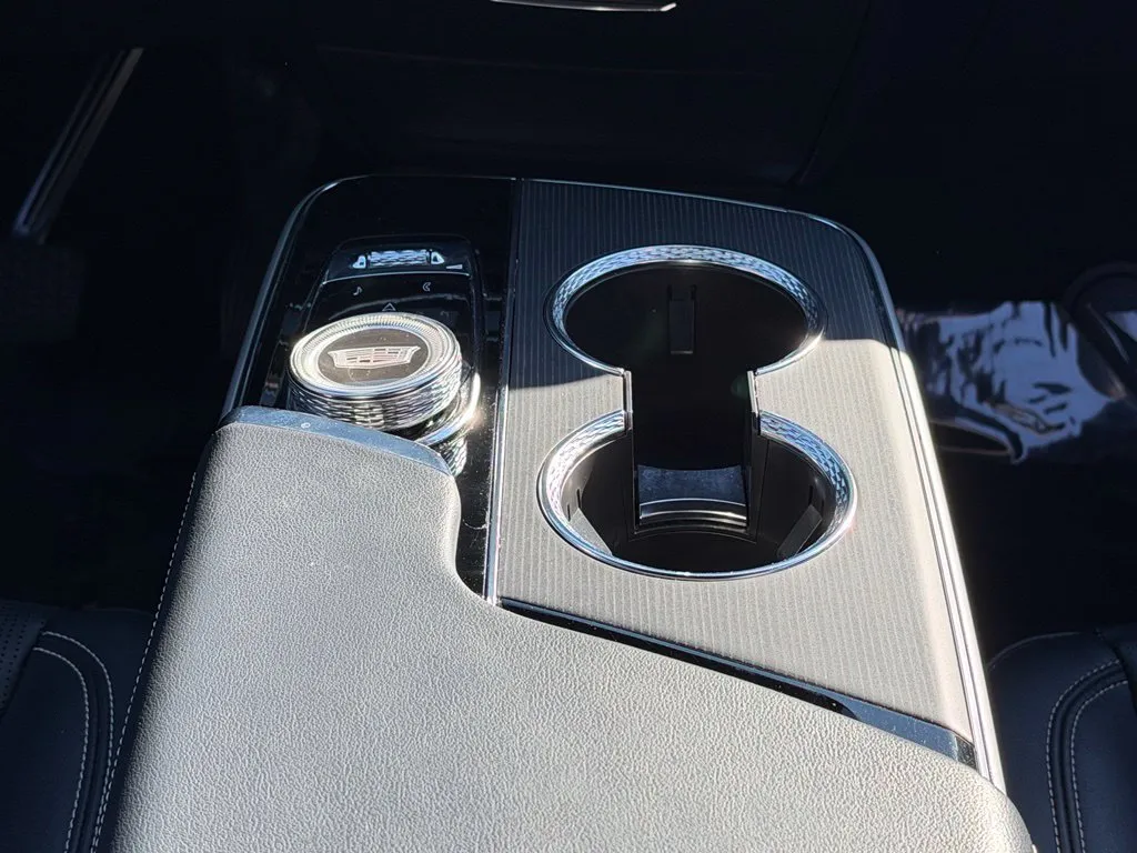 Cadillac Lyriq photo 44