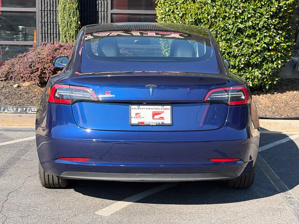 Tesla Model 3 photo 14