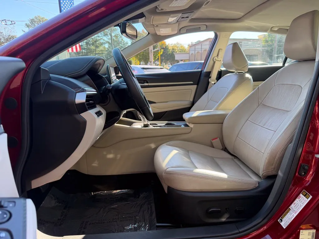 Nissan Altima photo 25