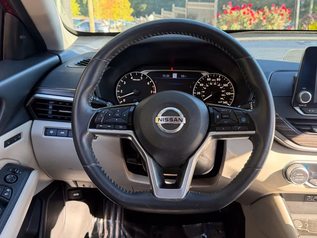 Nissan Altima photo 43