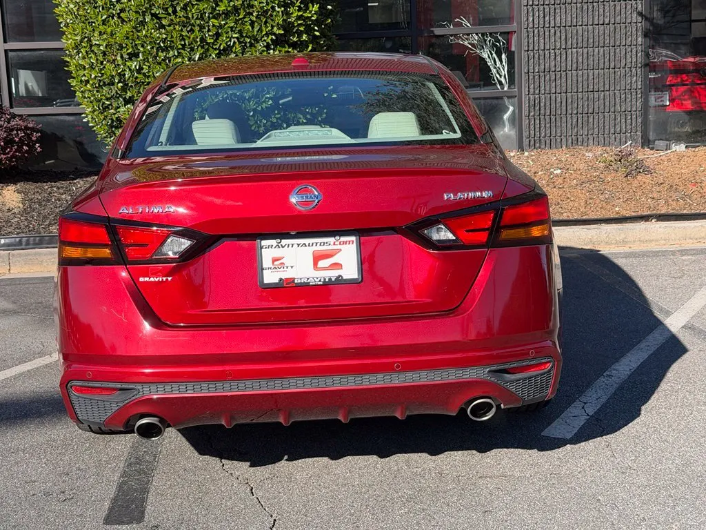 Nissan Altima photo 14