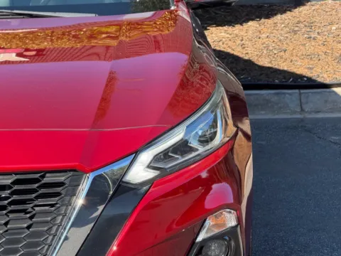 More photos of 2019 Nissan Altima 2.5 Platinum at Gravity Autos Sandy Springs, GA