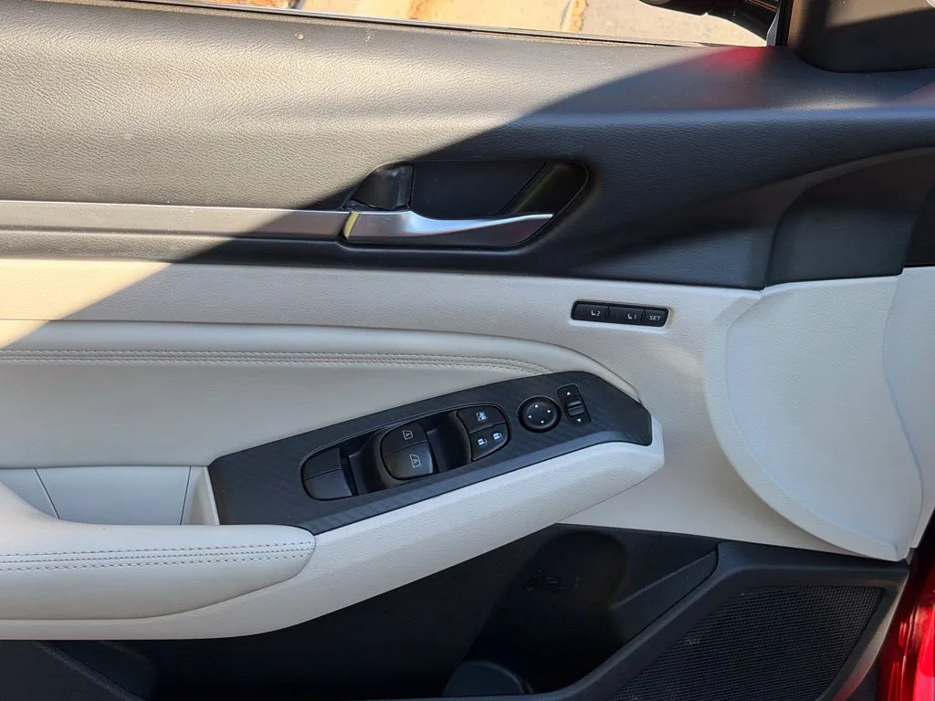 Nissan Altima photo 29