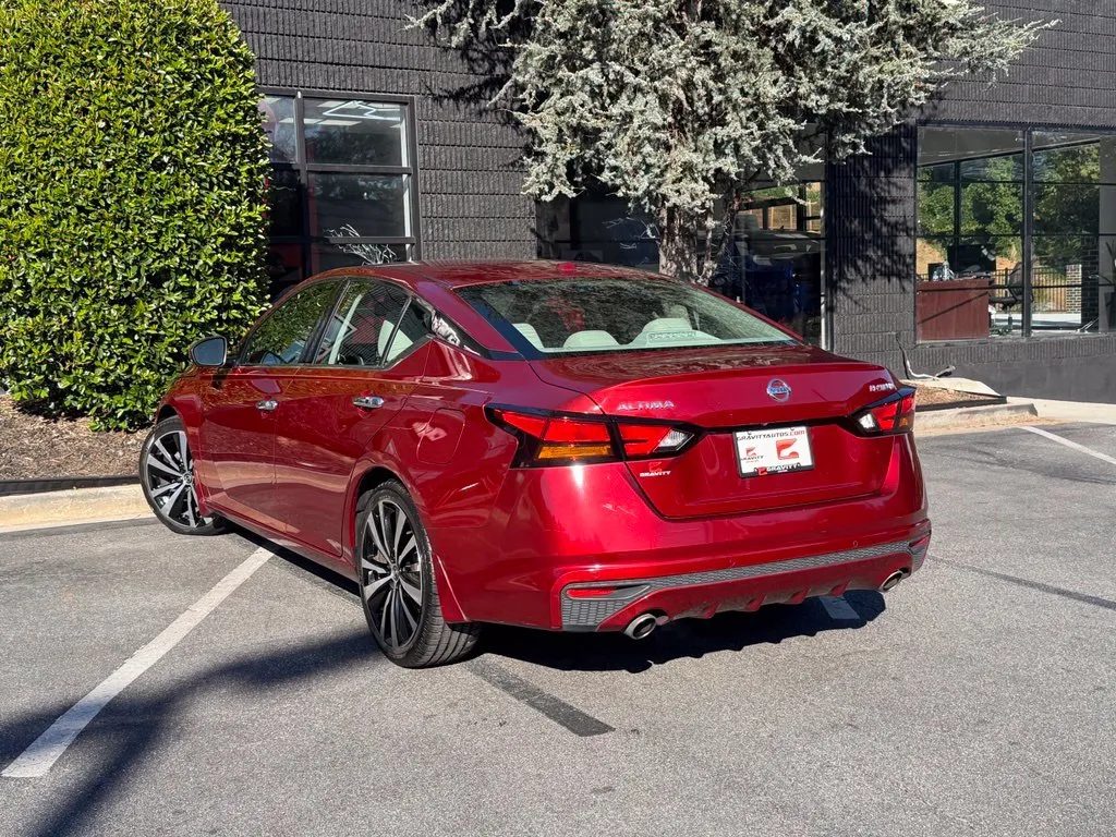 Nissan Altima photo 19