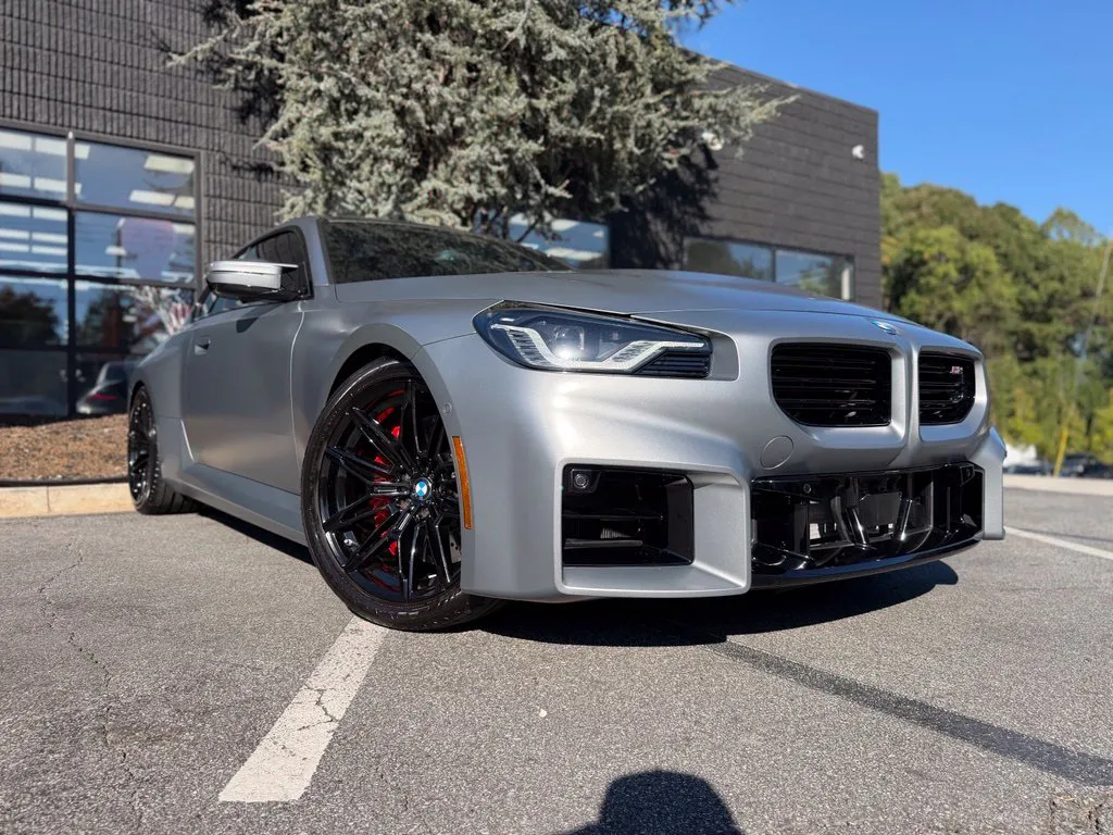 BMW M2 photo 8