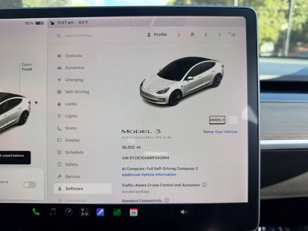 Tesla Model 3 photo 52