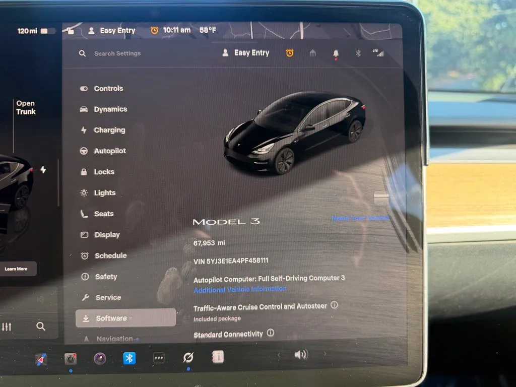 Tesla Model 3 photo 48