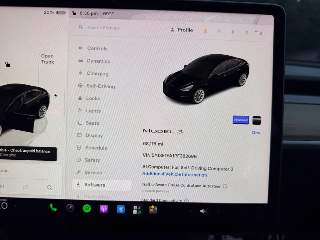 Tesla Model 3 photo 51