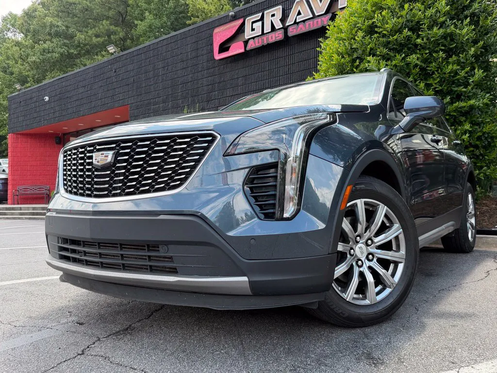 Cadillac XT4 photo 2