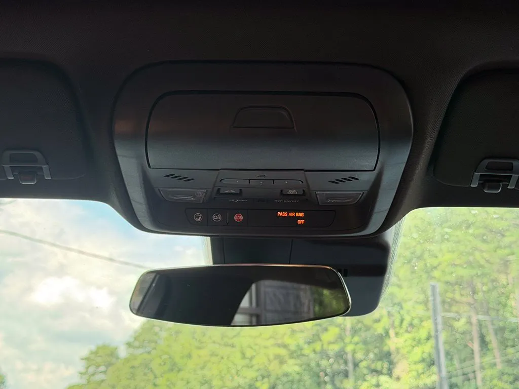 Cadillac XT4 photo 49