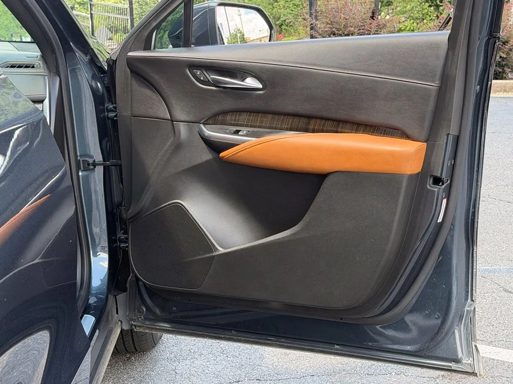 Cadillac XT4 photo 36