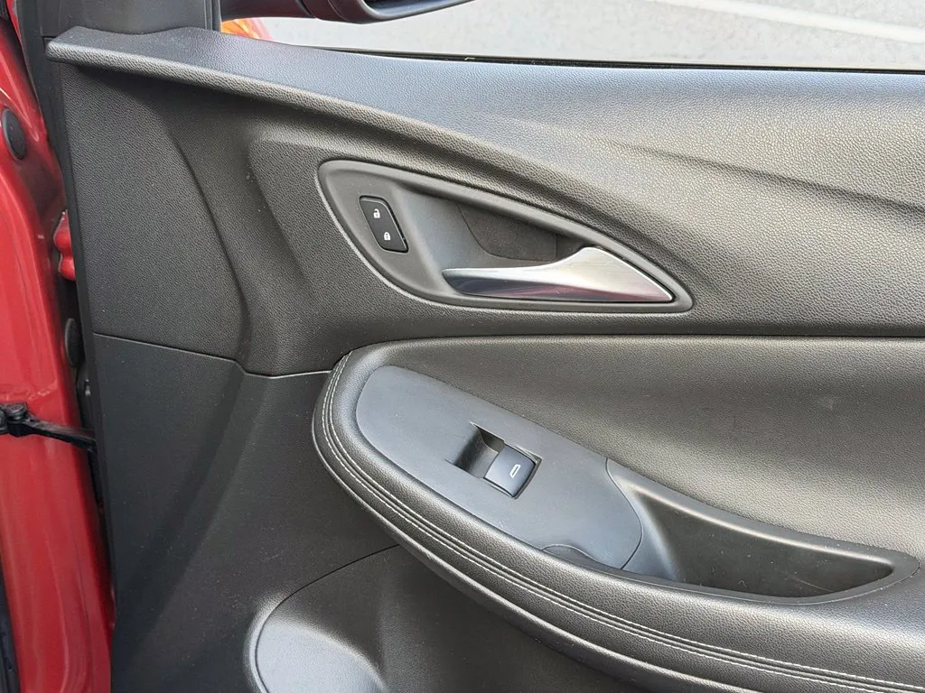 Buick Encore GX photo 37