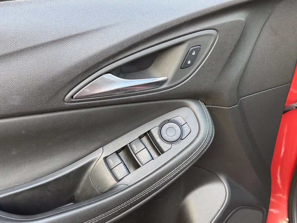 Buick Encore GX photo 30