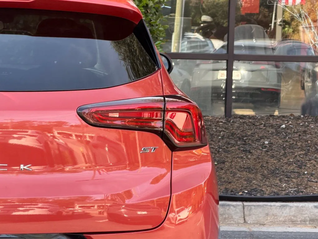 Buick Encore GX photo 16