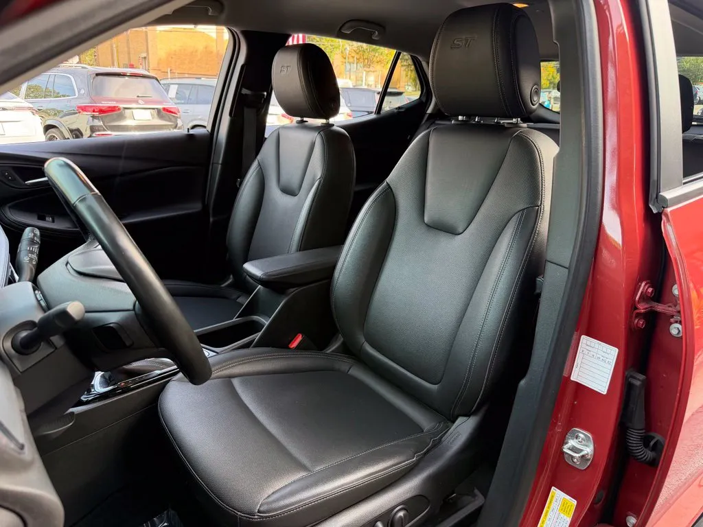 Buick Encore GX photo 26