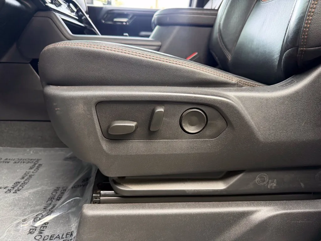 GMC Sierra photo 26