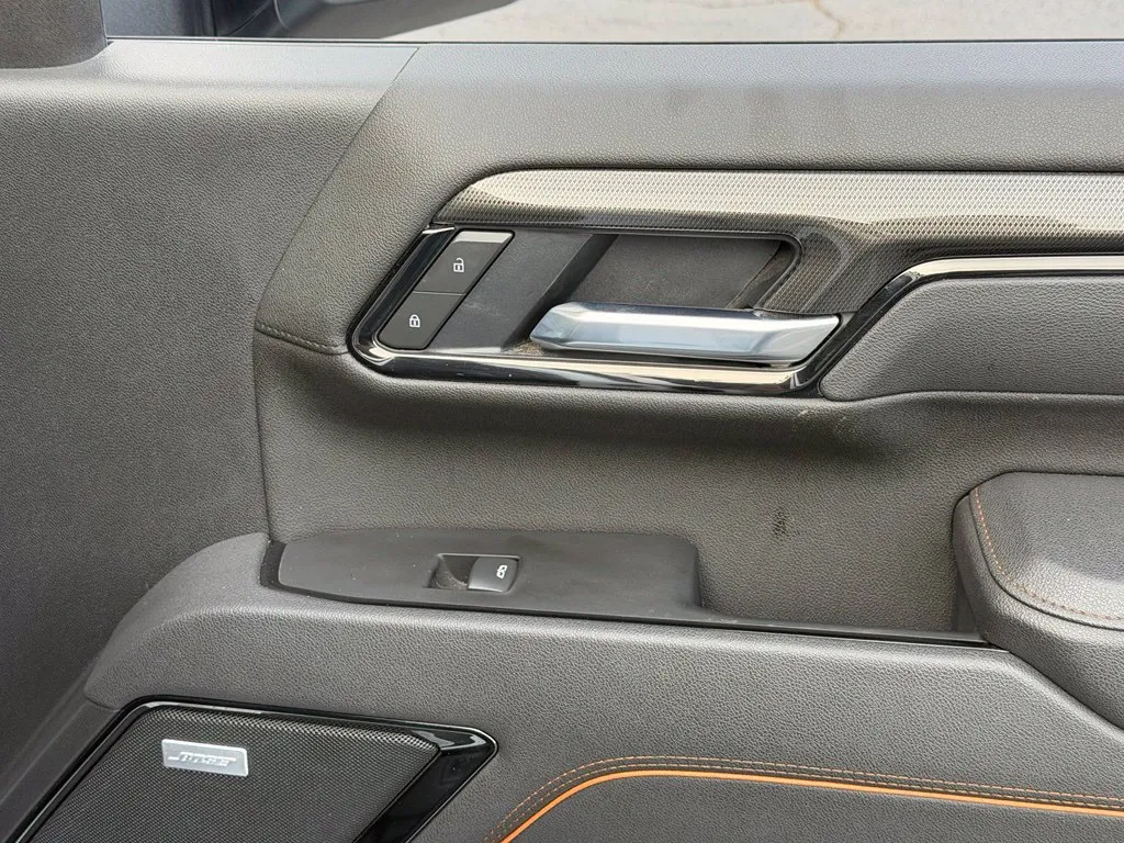 GMC Sierra photo 37