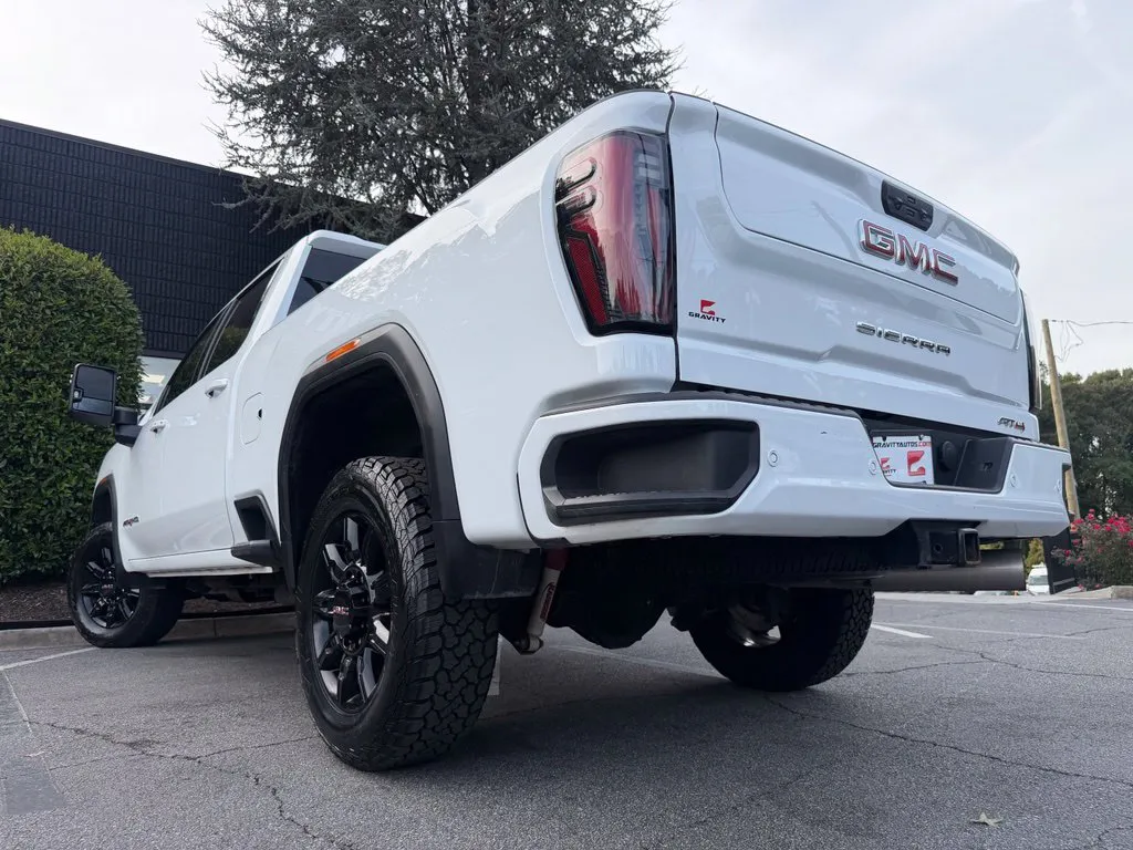 GMC Sierra photo 19