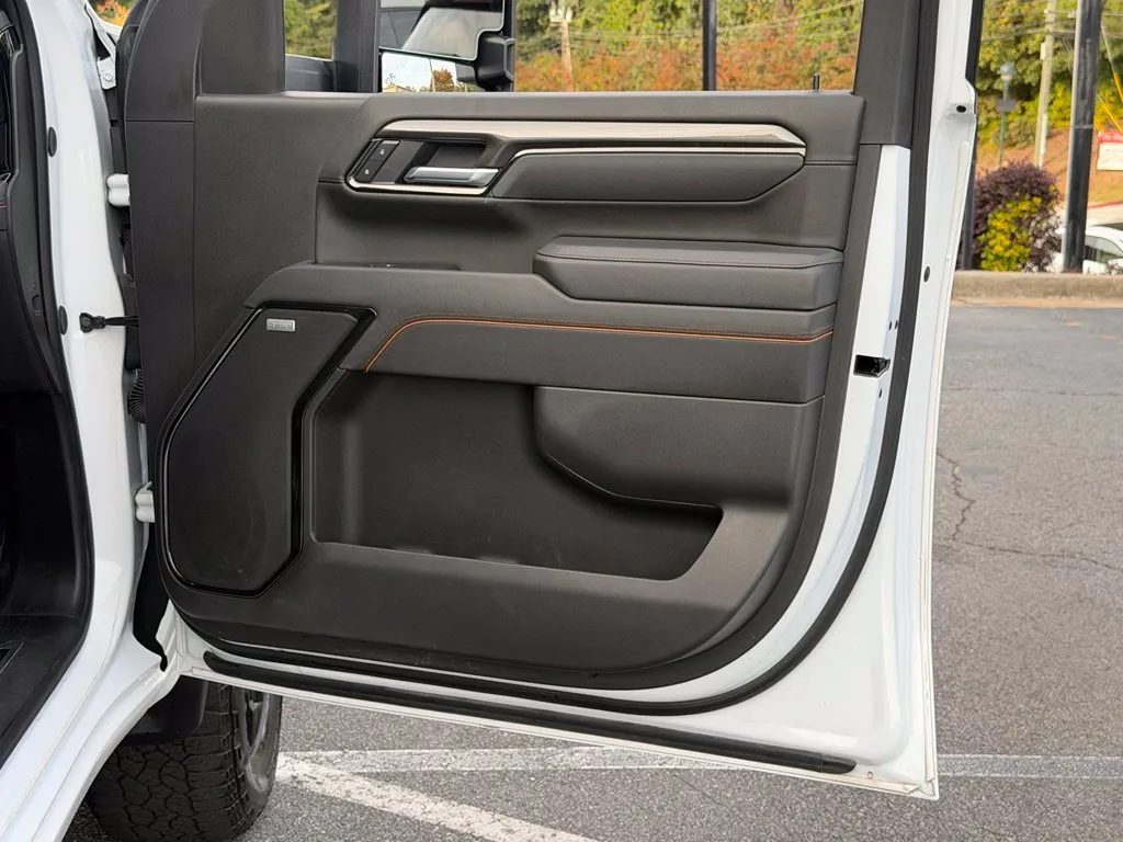 GMC Sierra photo 36