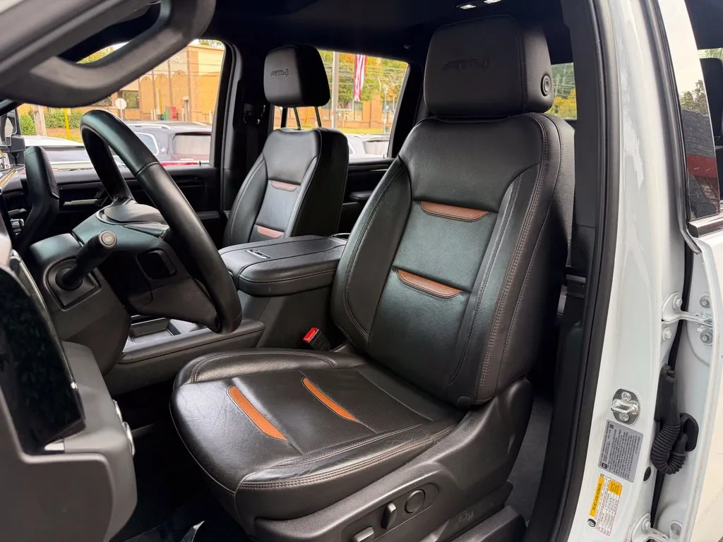 GMC Sierra photo 25