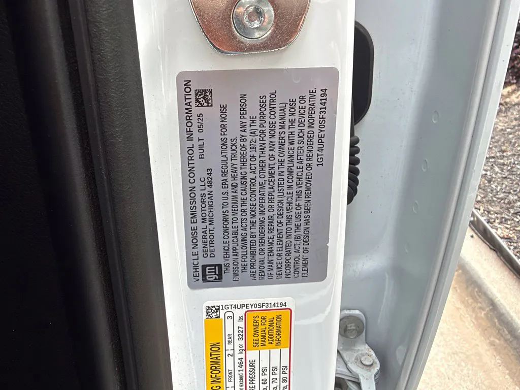 GMC Sierra photo 52