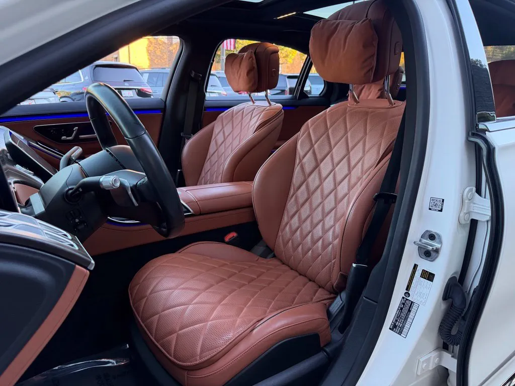 Mercedes-Benz S-Class photo 25