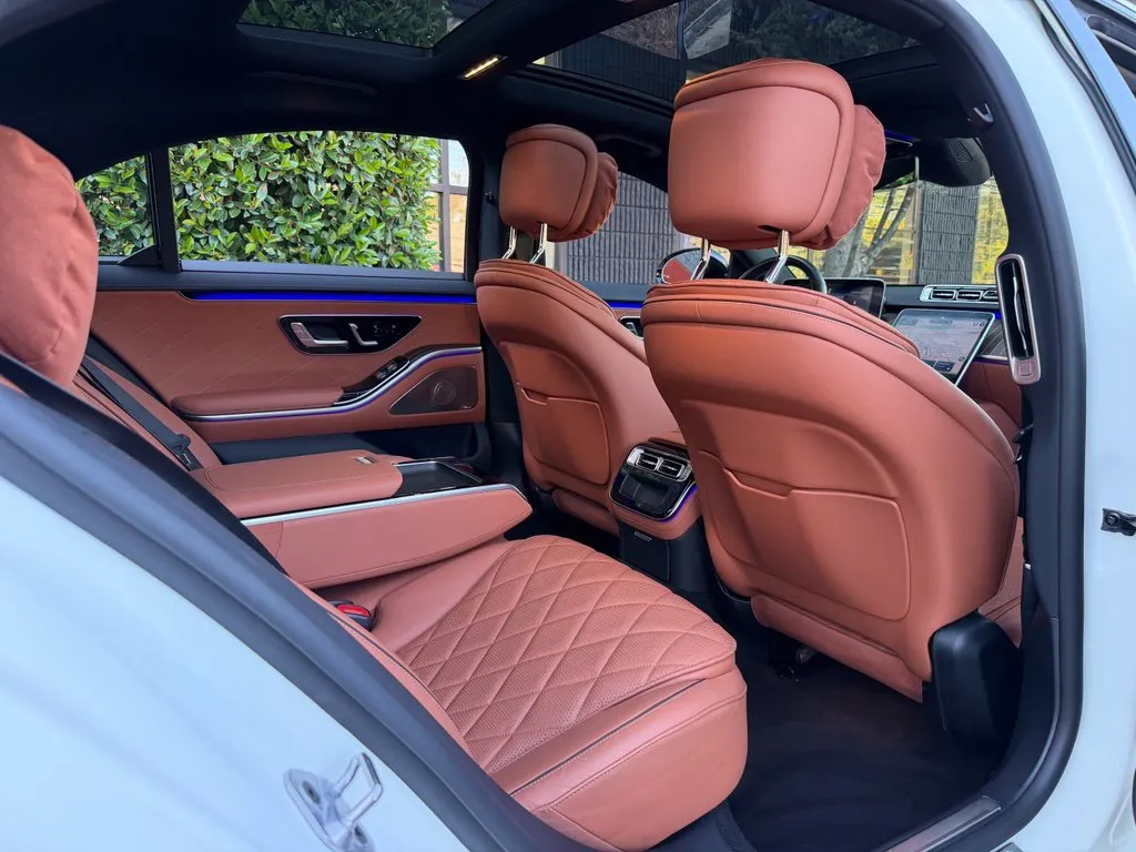 Mercedes-Benz S-Class photo 35