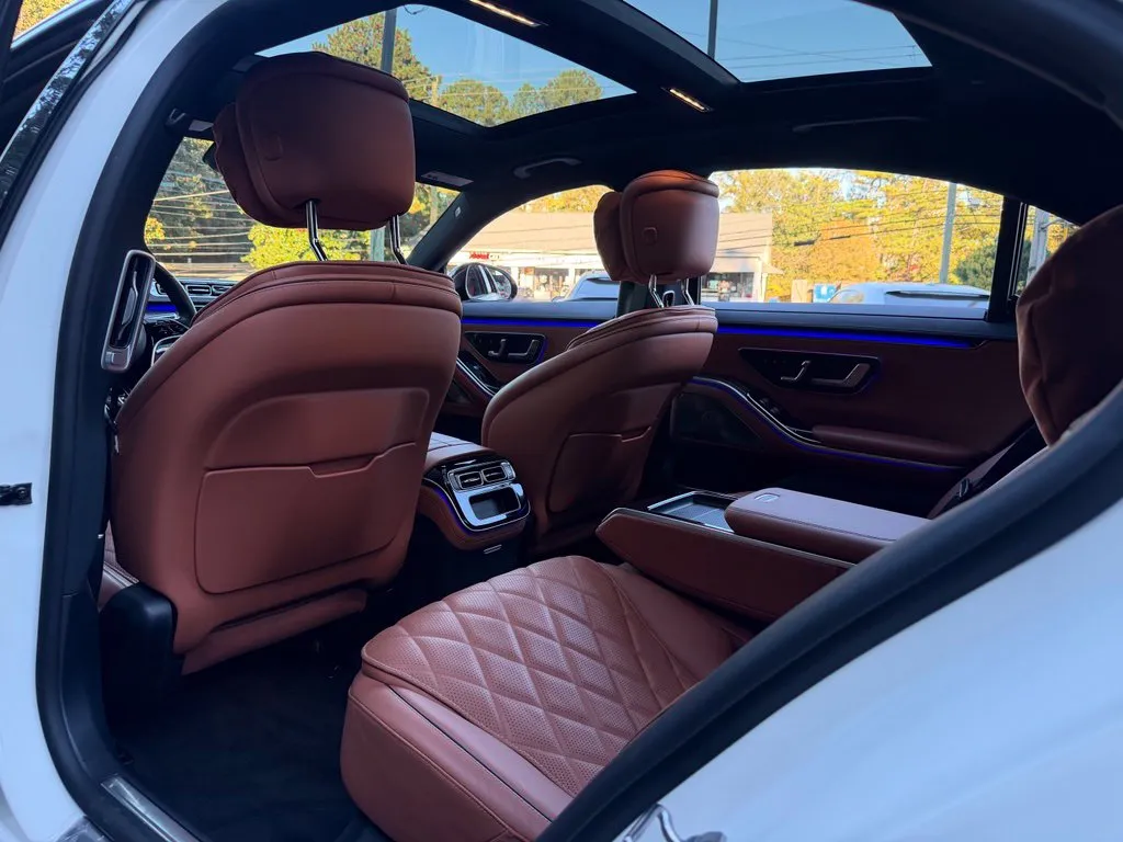 Mercedes-Benz S-Class photo 28