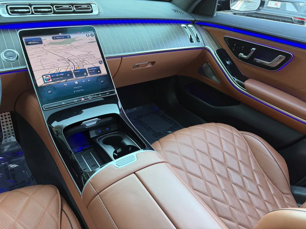 Mercedes-Benz S-Class photo 39