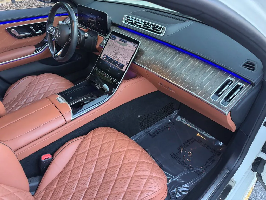 Mercedes-Benz S-Class photo 30