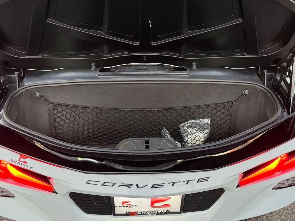 Chevrolet Corvette photo 18
