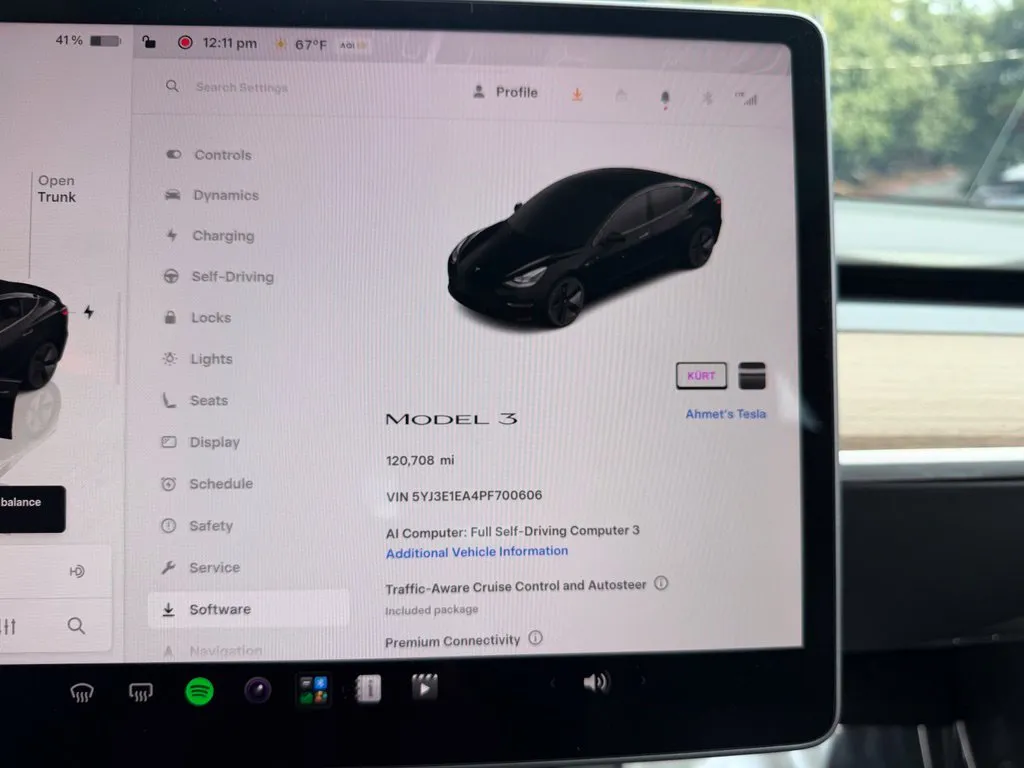 Tesla Model 3 photo 52