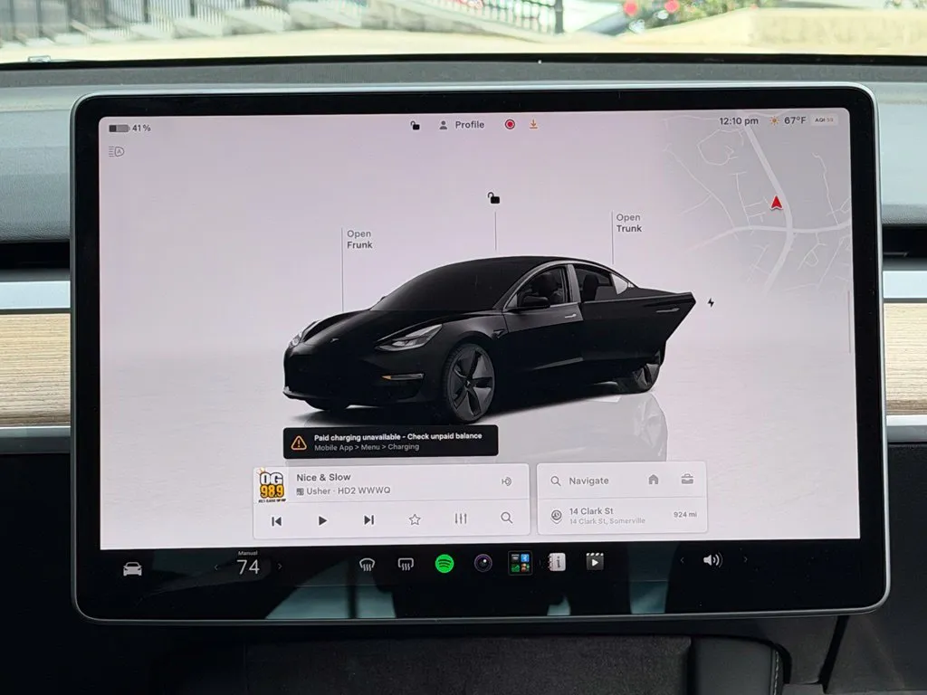 Tesla Model 3 photo 46