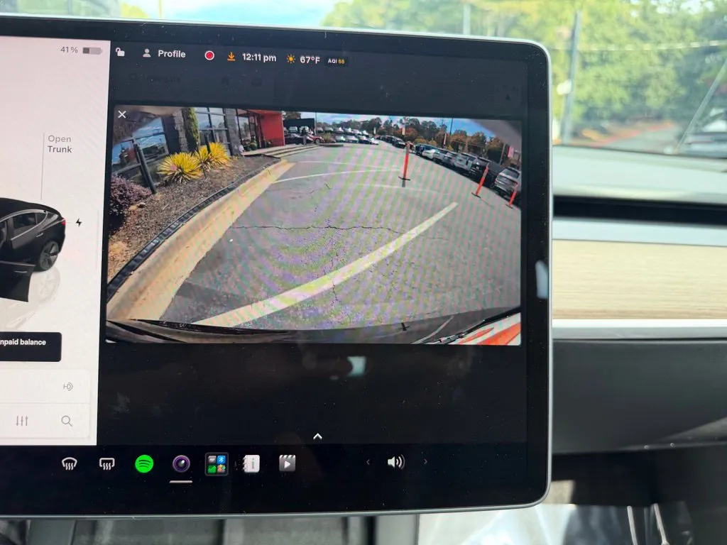 Tesla Model 3 photo 51