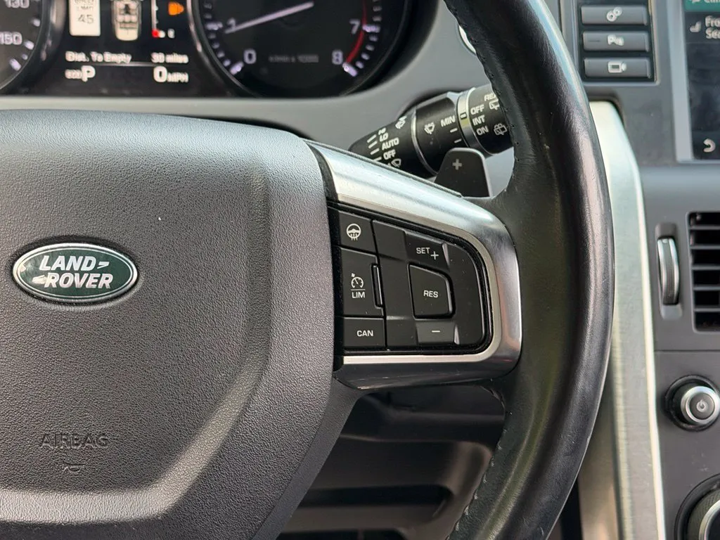 Land Rover Discovery Sport photo 46