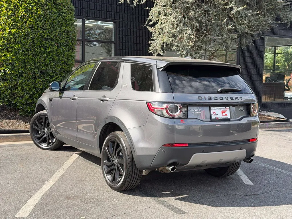 Land Rover Discovery Sport photo 19